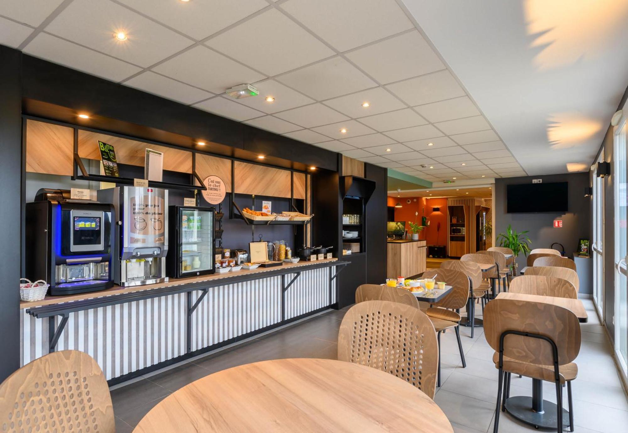 Compiegne Hotel